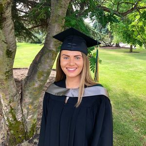 Meet your Posher, Arianna